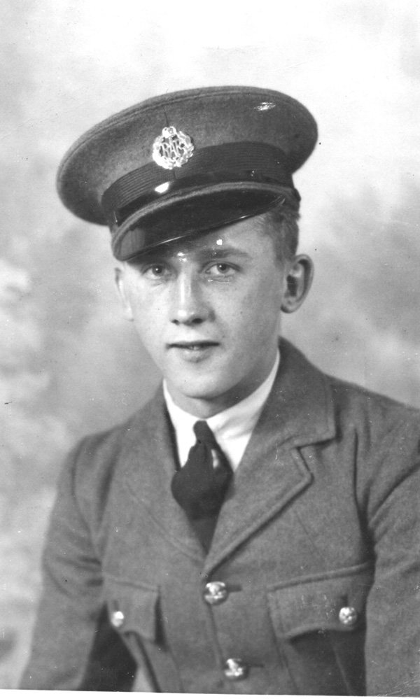 dadoct37.jpg (134354 bytes)